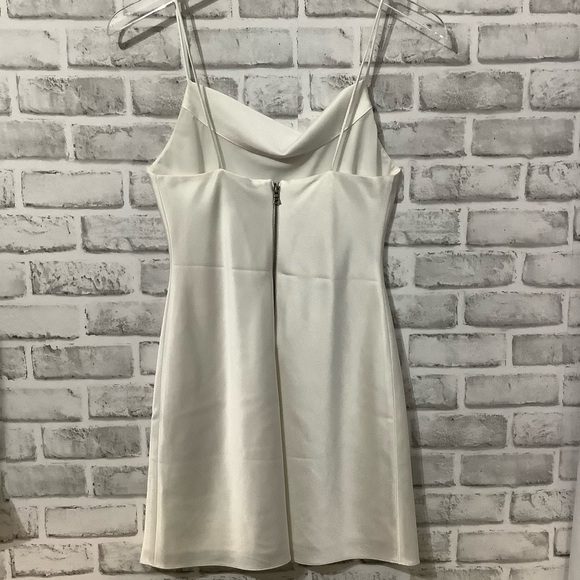 Alice+Olivia White Harmony Slip Dress size 0 (W536) - Picture 4 of 14